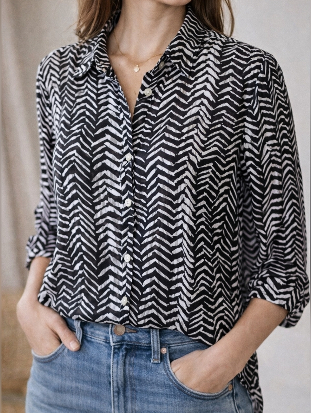 Chicos Zebra Print Sheer Blouse Size 1 (M) Black White Button Front Lightweight